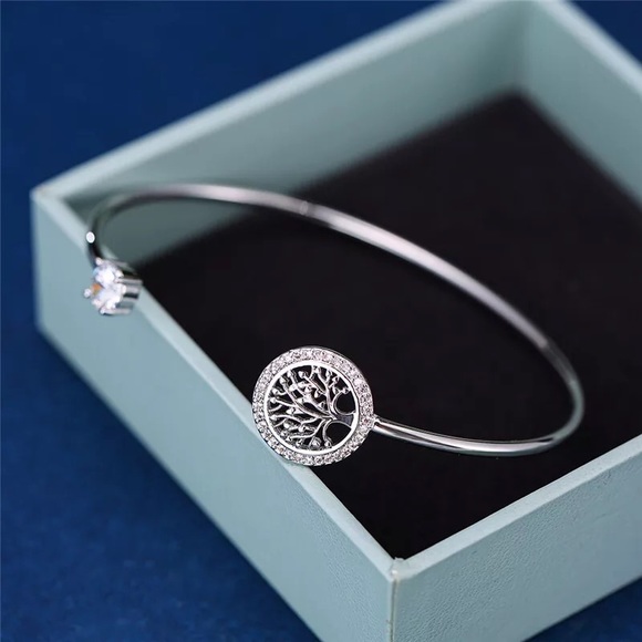 Jewelry - NIB 14 kt white gold Tree of Life Bracelet